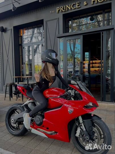 Ducati panigale 899