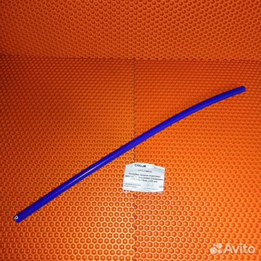 Патрубок подогрева дросселя 2112 Силикон Новый