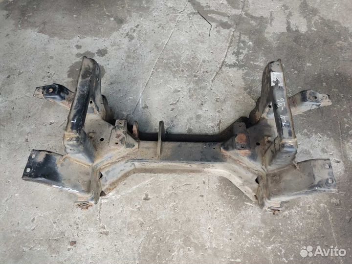 Балка передней подвески 92-96 VW T4