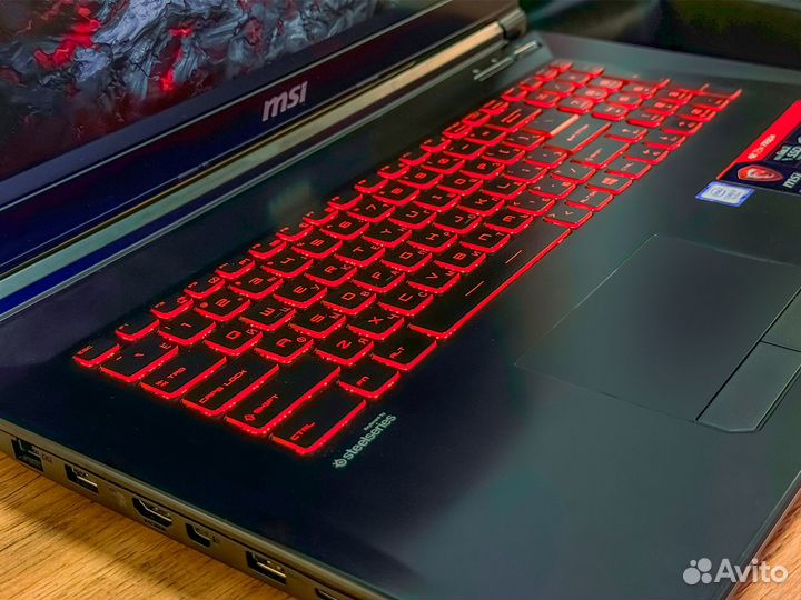 Ноутбук Msi Leopard: GTX 1050 + Intel Core i7