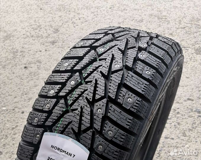 Nokian Tyres Nordman 7 SUV 235/55 R18 104T