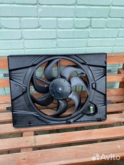 Продам новый диффузор на Haval Jolion