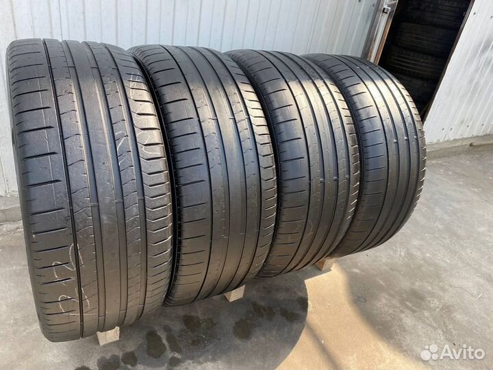 Pirelli P Zero PZ4 275/40 R21