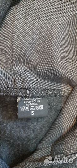 Толстовка с капюшоном