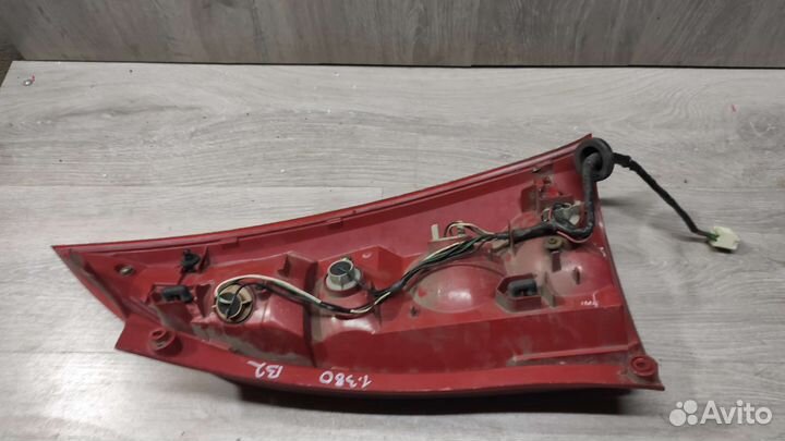 Фонарь левый Mazda Premacy