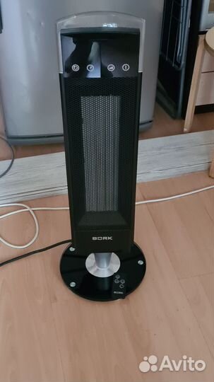 Керамический обогреватель Bork, тепловентилятор