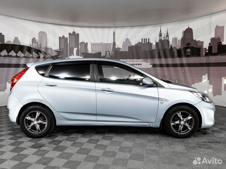 Hyundai Solaris 1.6 AT, 2011, 122 449 км