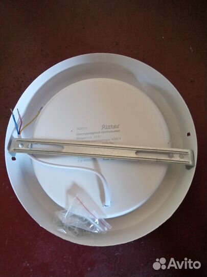 Светодиодный светильник встраиваемый