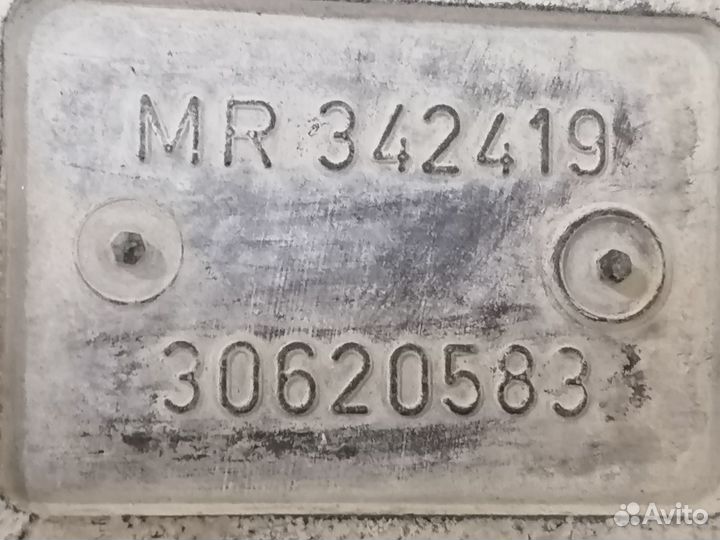 Бак топливный (бензобак) для Mitsubishi Carisma DA