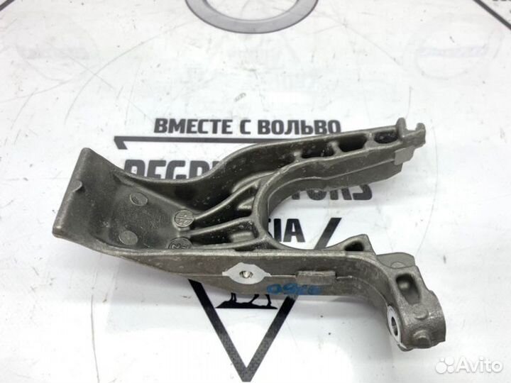 Кронштейн блока управления ABS Volvo XC60 32256082