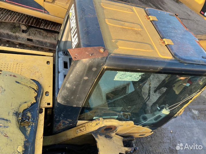 Кабина caterpillar 320DL