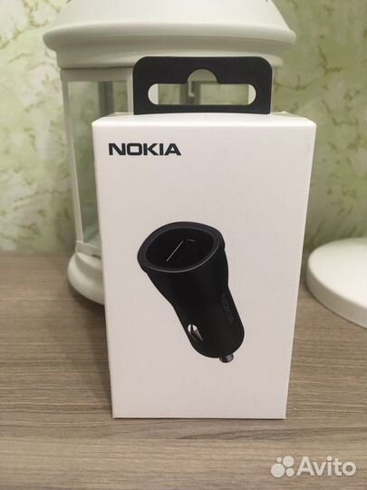 Автомобильное зарядное устройство