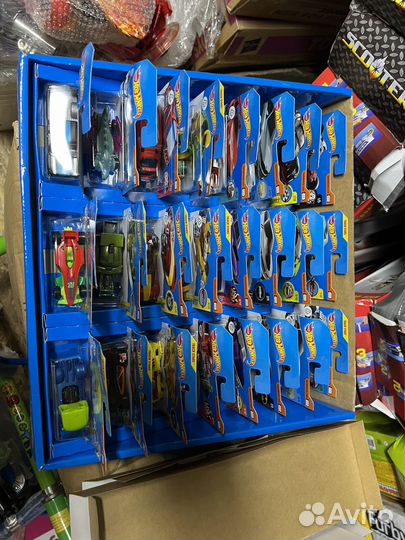 Hot wheels машинки