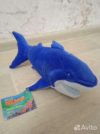 Игрушка Finding Nemo Акула