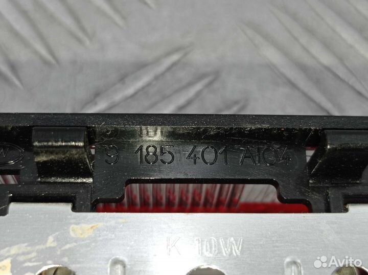 Плафон BMW 7-Series F01 F02 9185401