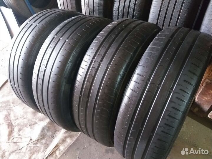 Continental ContiPremiumContact 5 215/65 R16 98H