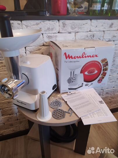 Мясорубка электрическая moulinex новая