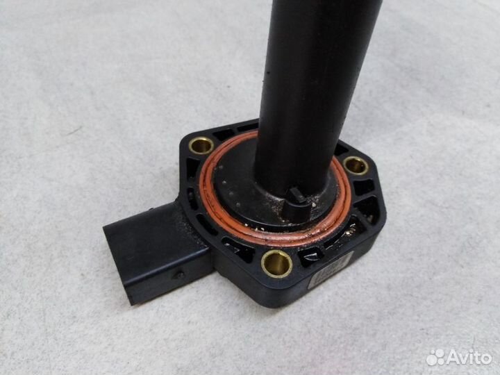 Датчик уровня масла бмв