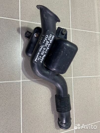 Патрубок воздушного фильтра Honda Civic Ferio 1993