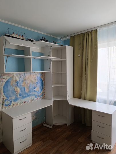 Школьный уголок на двоих