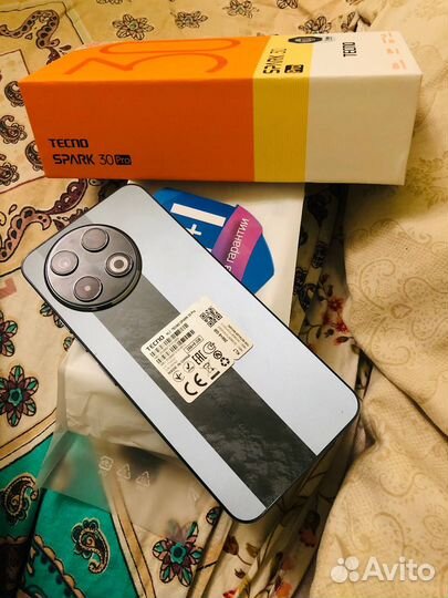 TECNO Spark 30 Pro, 8/256 ГБ
