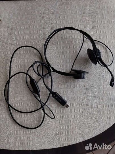 Проводная гарнитура