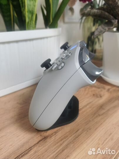 Геймпад Xbox one S (Model 1708)