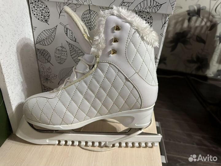 Коньки фигурные