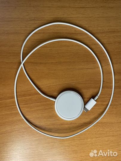 Беспроводная зарядка Apple MagSafe