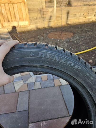 Dunlop SP Winter Ice 02 205/50 R17 93T