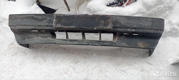 Бампер передний