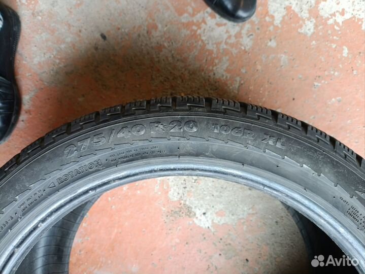 Nokian Tyres Hakkapeliitta R 275/40 R20 106R