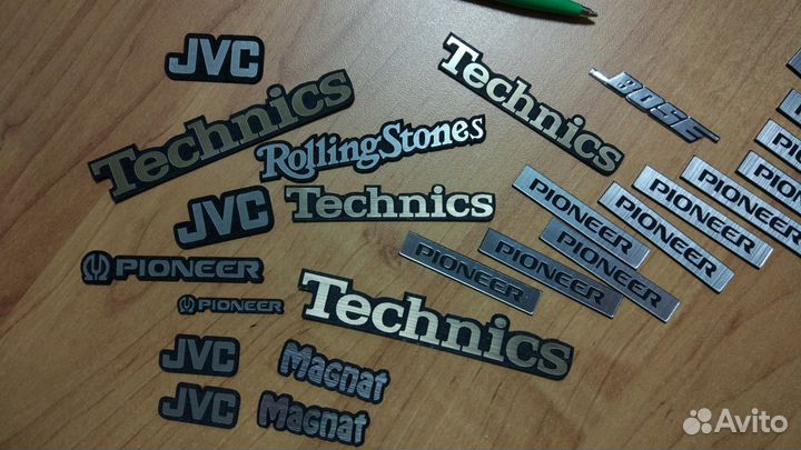 Шильдик Логотип Эмблема для аудио и видео техники