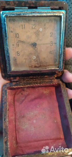 Часы механические