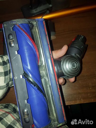 Пылесос Dyson V8