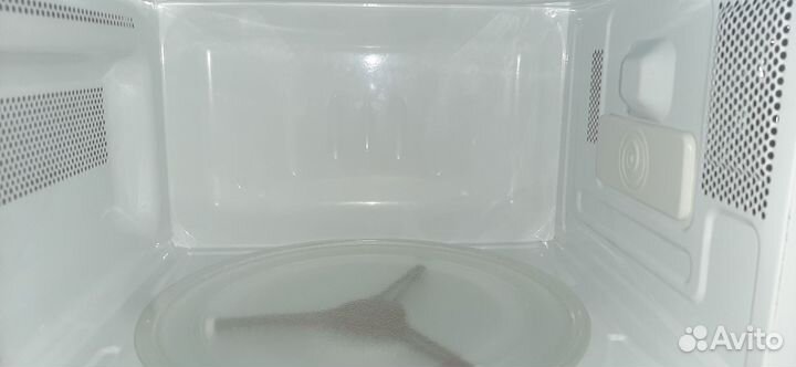 Микроволновая печь бу LG