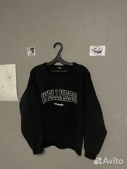 Кофта черная с принтом