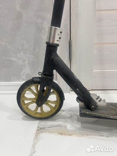 Самокат Jogger 210