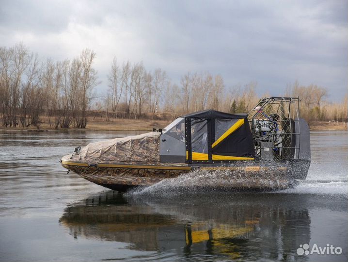 Аэролодка Alligator Raptor 590 200 л.с. Черная