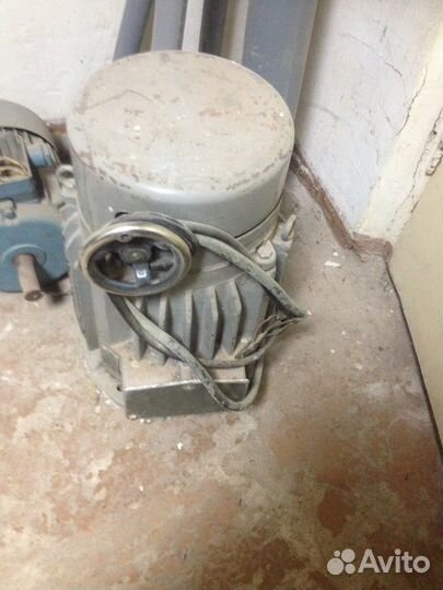 Фазорегулятор фр52Р 3-х фазный, 2 кva 220/380В 5.2