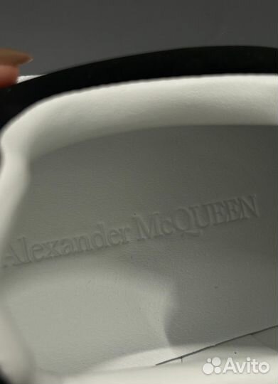 Кеды Alexander Mcqueen белые