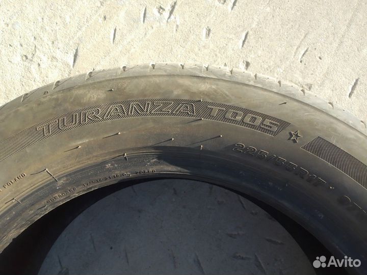 Bridgestone Turanza T005 225/55 R17
