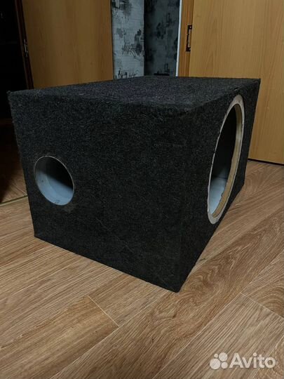 Короб для сабвуфера 12 на трубе
