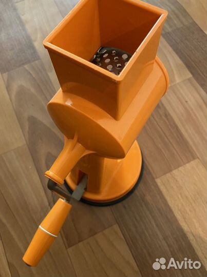 Машина ореха резка