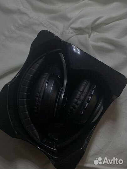 Беспроводные наушники Walker