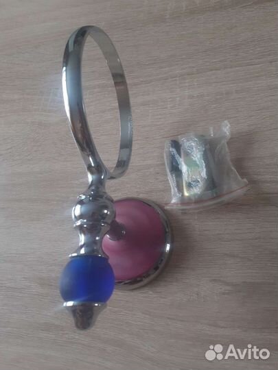 Материалы новые для ремонта,подстаканник