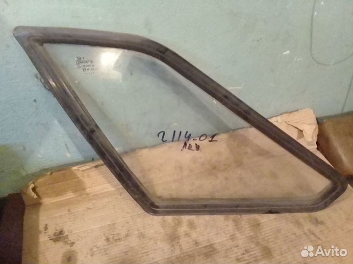 Стекло заднего крыла Ваз 2114