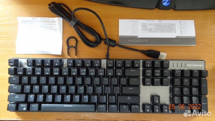 Игровая клавиатура проводная Motospeed CK104