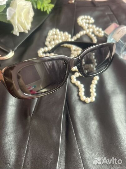 Солнцезащитные очки