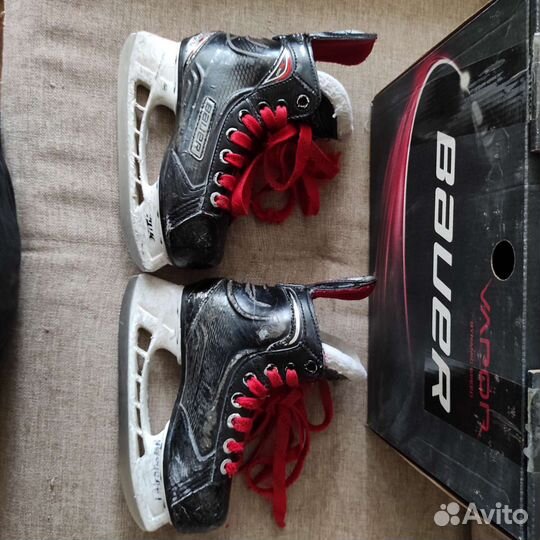 Хоккейные коньки детские Bauer Vapor 32 р-р